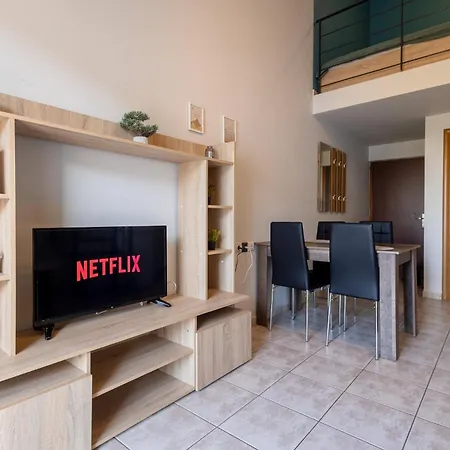 Elia Mini E7 Apartamento *