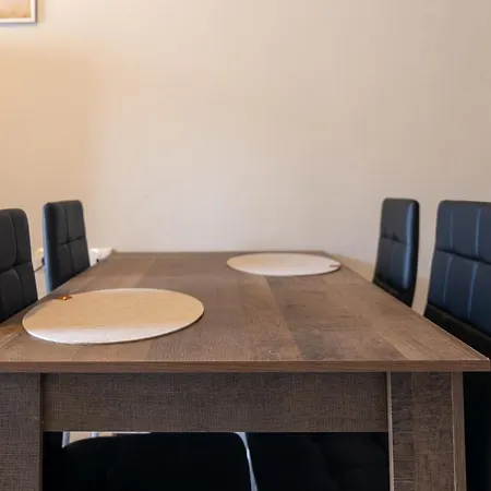 Elia Mini E7 Apartamento Larissa