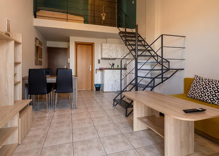 Elia Mini E7 Apartamento Larissa