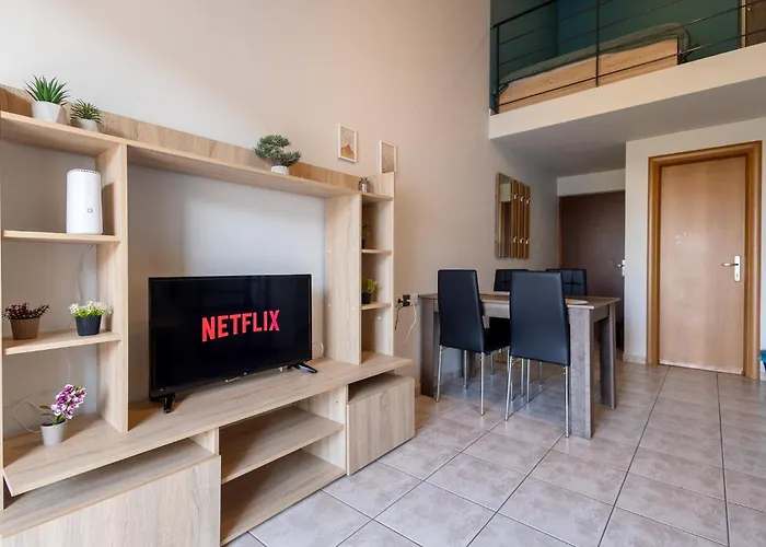 Elia Mini E7 Apartamento *